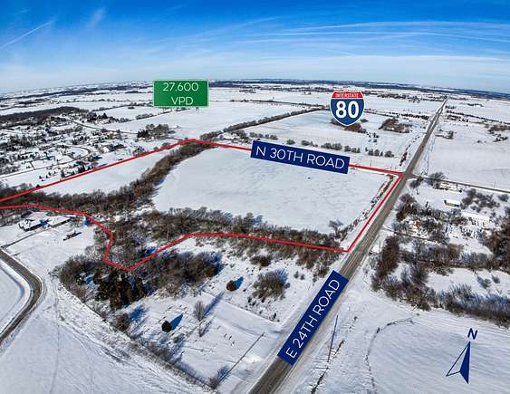 32.96 Acres of Commercial Land for Sale in Marseilles, Illinois