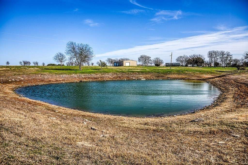 19 Acres of Land for Sale in Burton, Texas