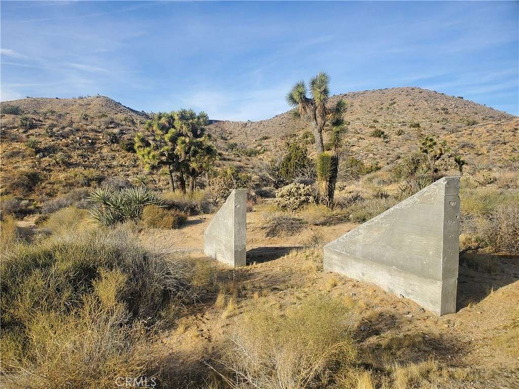 5 Acres of Land for Sale in Yucca Valley, California