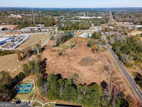 9 Acres of Improved Commercial Land for Sale in LaGrange, Georgia