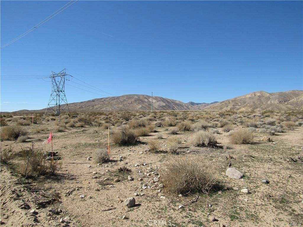 4.95 Acres of Land for Sale in Mojave, California