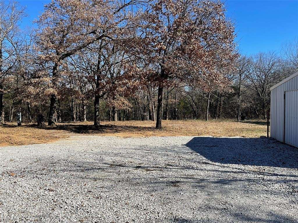 1 Acre of Residential Land for Sale in Gordonville, Texas
