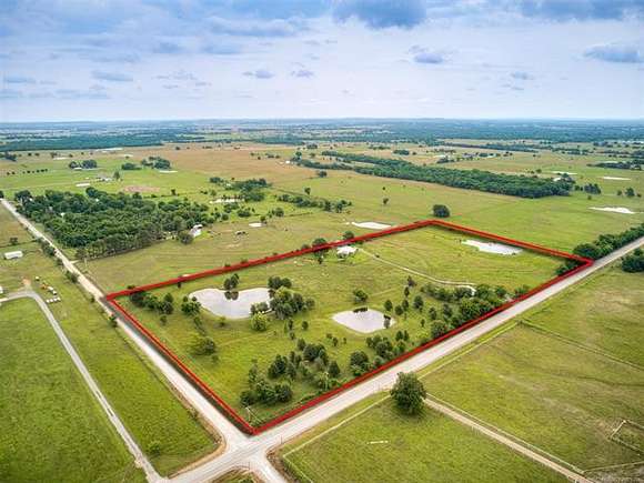 20 Acres of Land with Home for Sale in Oktaha, Oklahoma