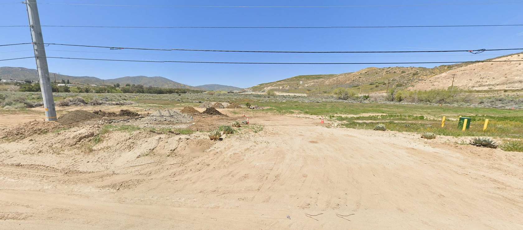 1.6 Acres of Land for Sale in Palmdale, California