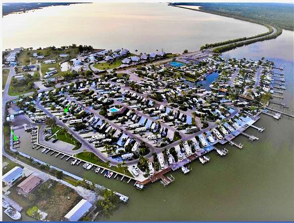 Land for Sale in Chokoloskee, Florida