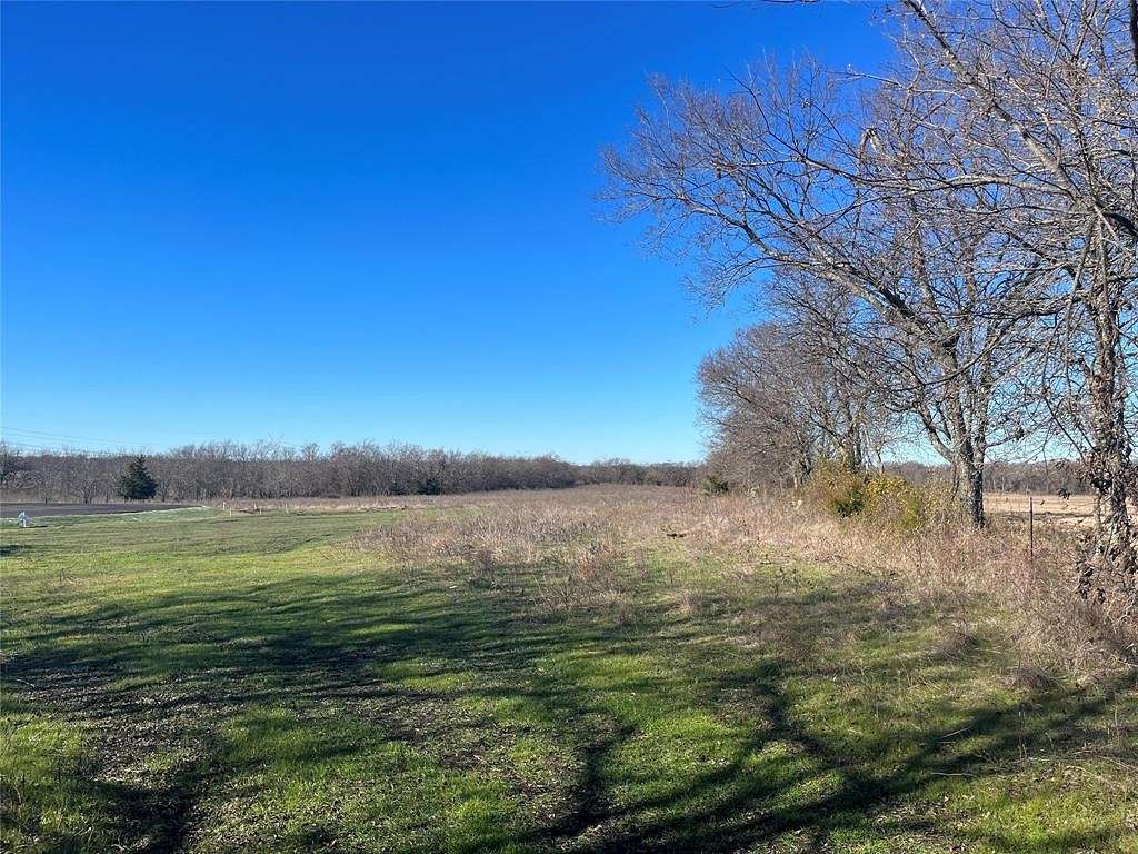 1.5 Acres of Residential Land for Sale in Greenville, Texas