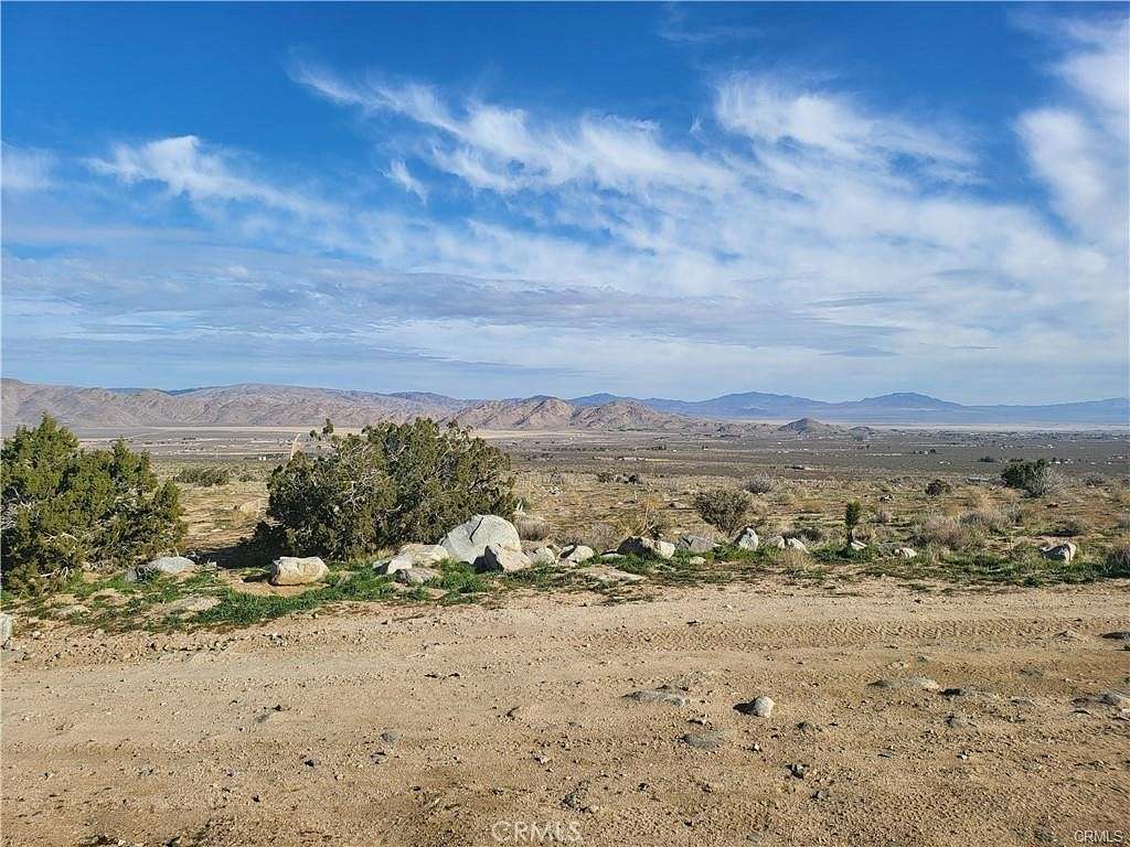 35.9 Acres of Land for Sale in Lucerne Valley, California