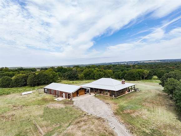 389 Acres of Recreational Land with Home for Sale in Pawnee, Oklahoma