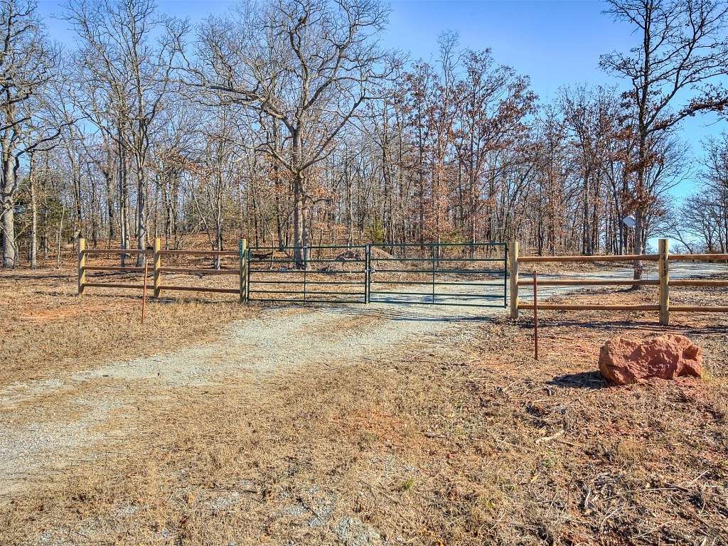 10 Acres of Residential Land for Sale in Wanette, Oklahoma