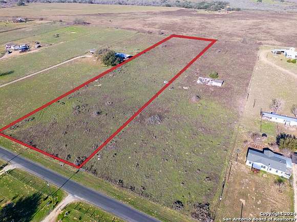 5.2 Acres of Residential Land for Sale in Floresville, Texas