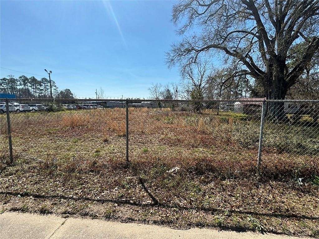 0.67 Acres of Commercial Land for Sale in Baxley, Georgia