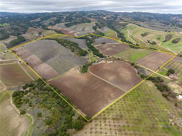 163 Acres of Agricultural Land with Home for Sale in Paso Robles, California