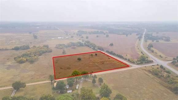 5 Acres of Residential Land for Sale in Byars, Oklahoma