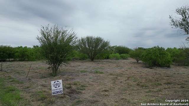 2.5 Acres of Residential Land for Sale in San Antonio, Texas