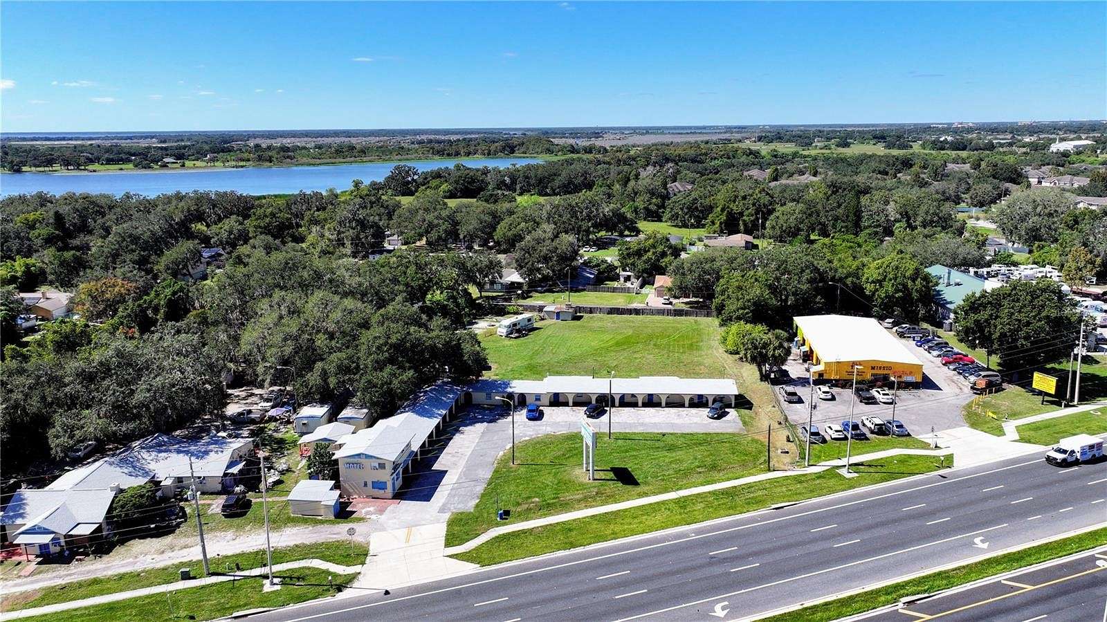 2 Acres of Improved Commercial Land for Sale in Kissimmee, Florida