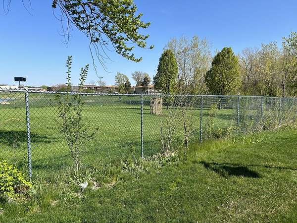 0.47 Acres of Residential Land for Sale in Hickory Hills, Illinois