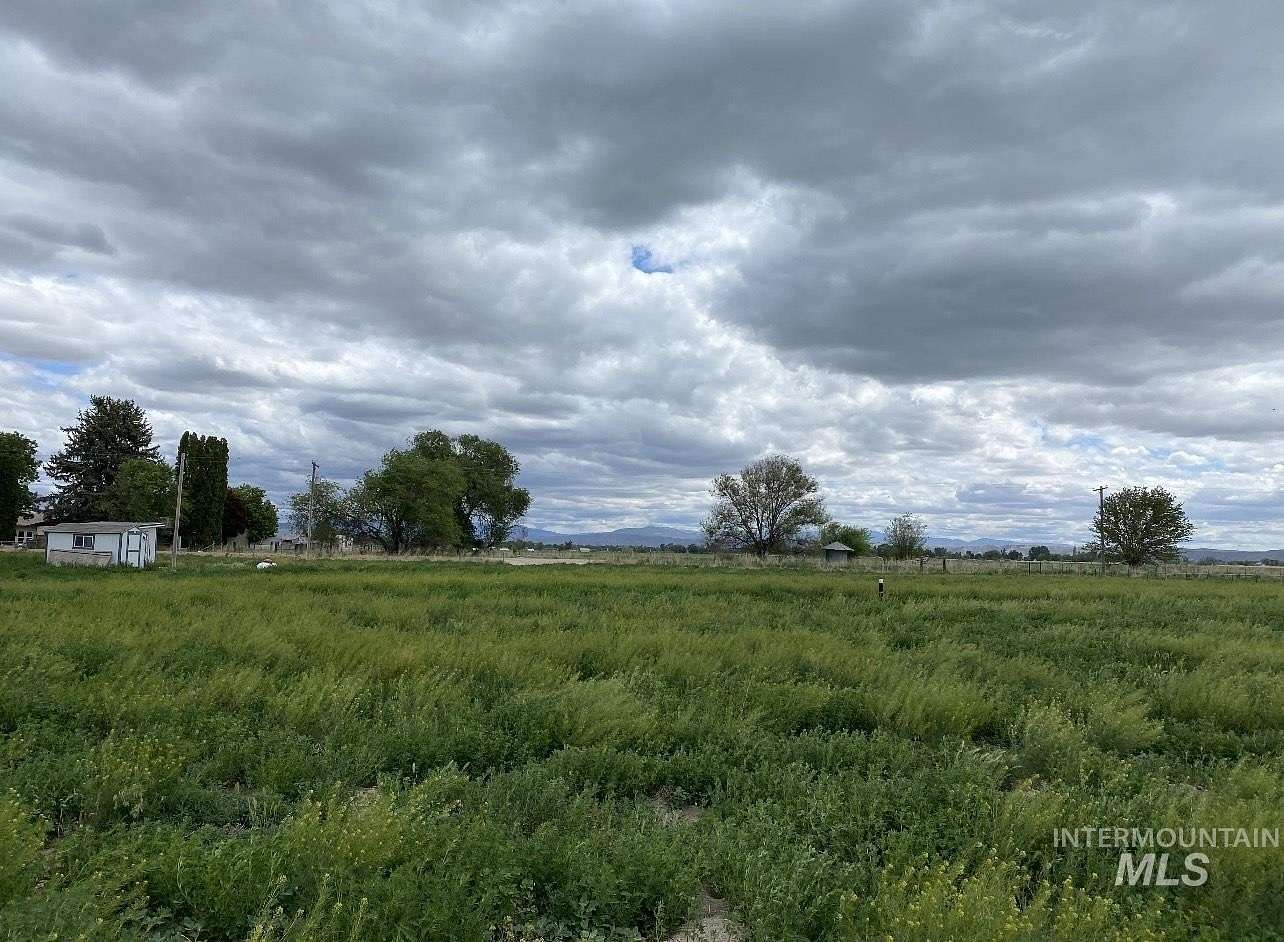 5 Acres of Land for Sale in Emmett, Idaho