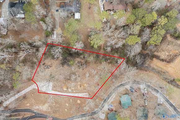 1 Acre of Residential Land for Sale in New Market, Alabama