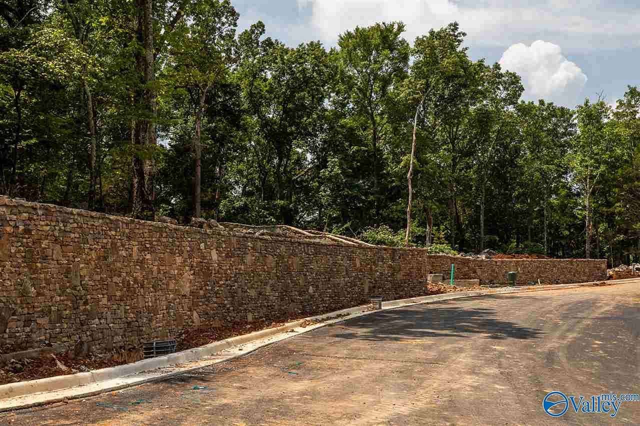 0.69 Acres of Land for Sale in Huntsville, Alabama