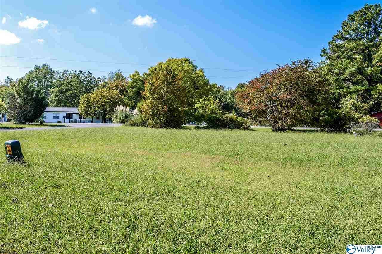 0.17 Acres of Land for Sale in Cedar Bluff, Alabama
