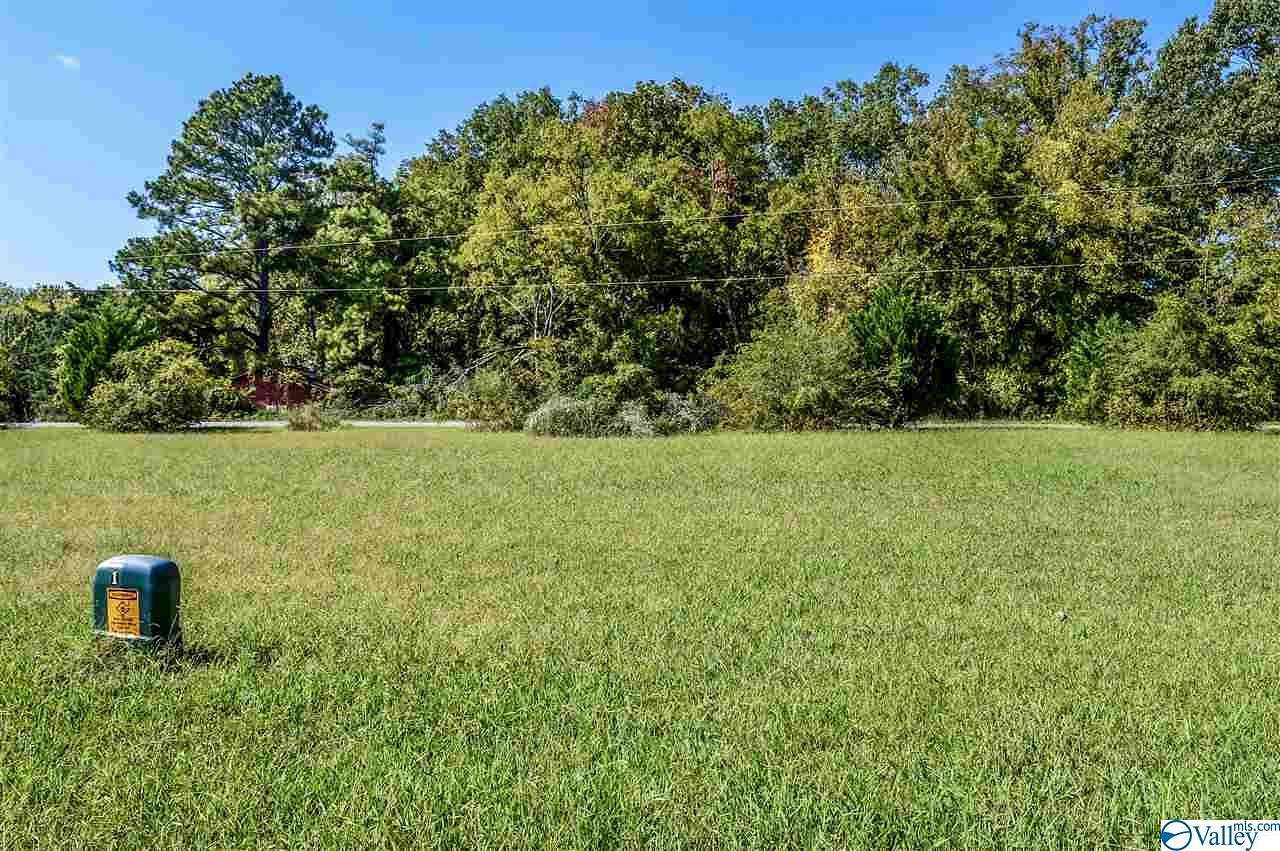 0.23 Acres of Land for Sale in Cedar Bluff, Alabama