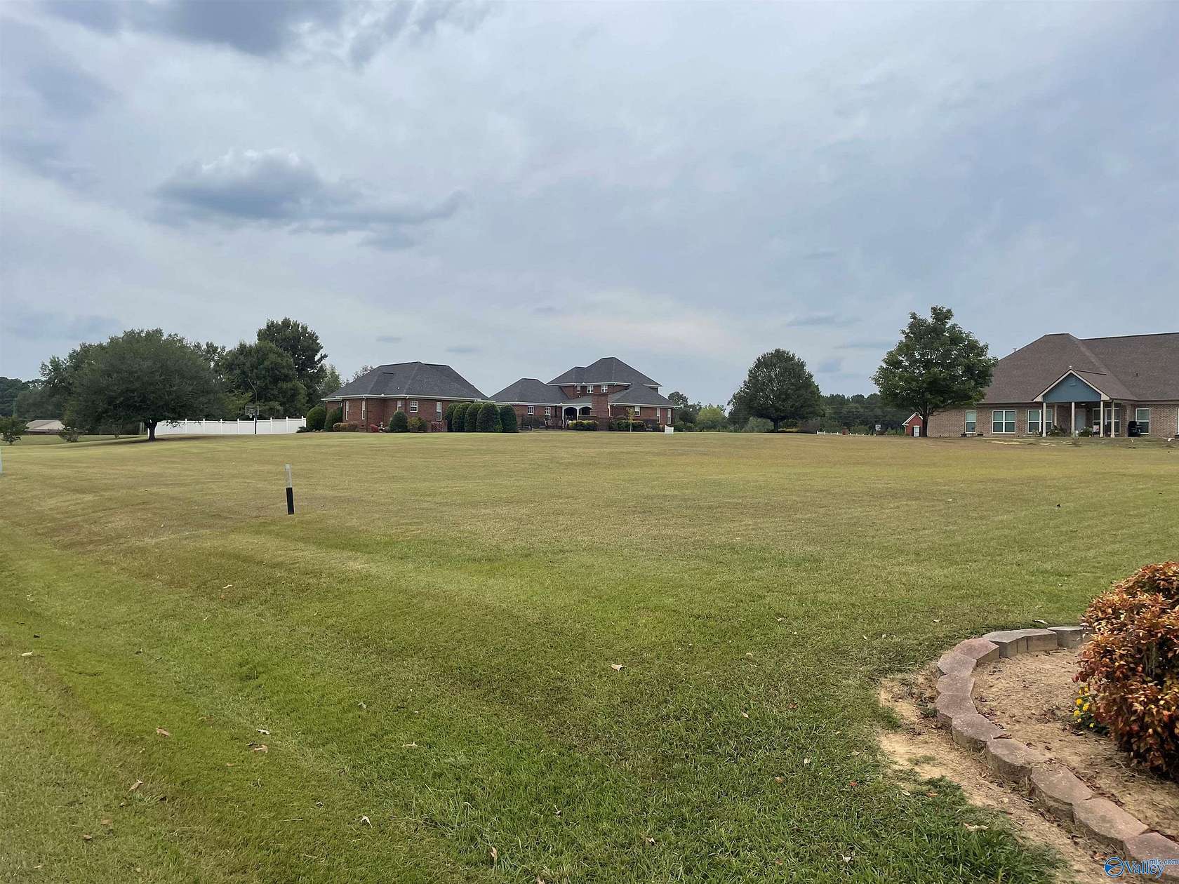 0.411 Acres of Residential Land for Sale in Glencoe, Alabama