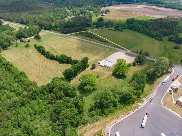 4.3 Acres of Commercial Land for Sale in Hamilton, Alabama