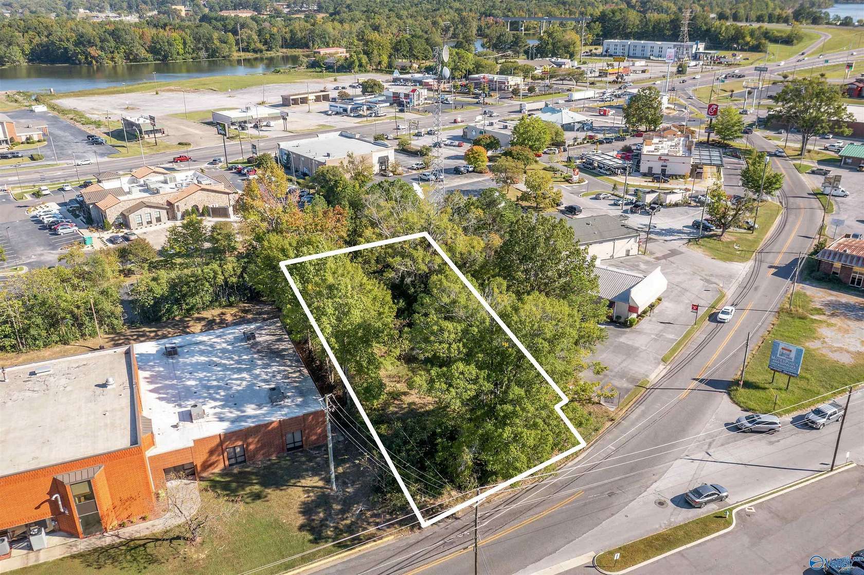 0.3 Acres of Commercial Land for Sale in Gadsden, Alabama