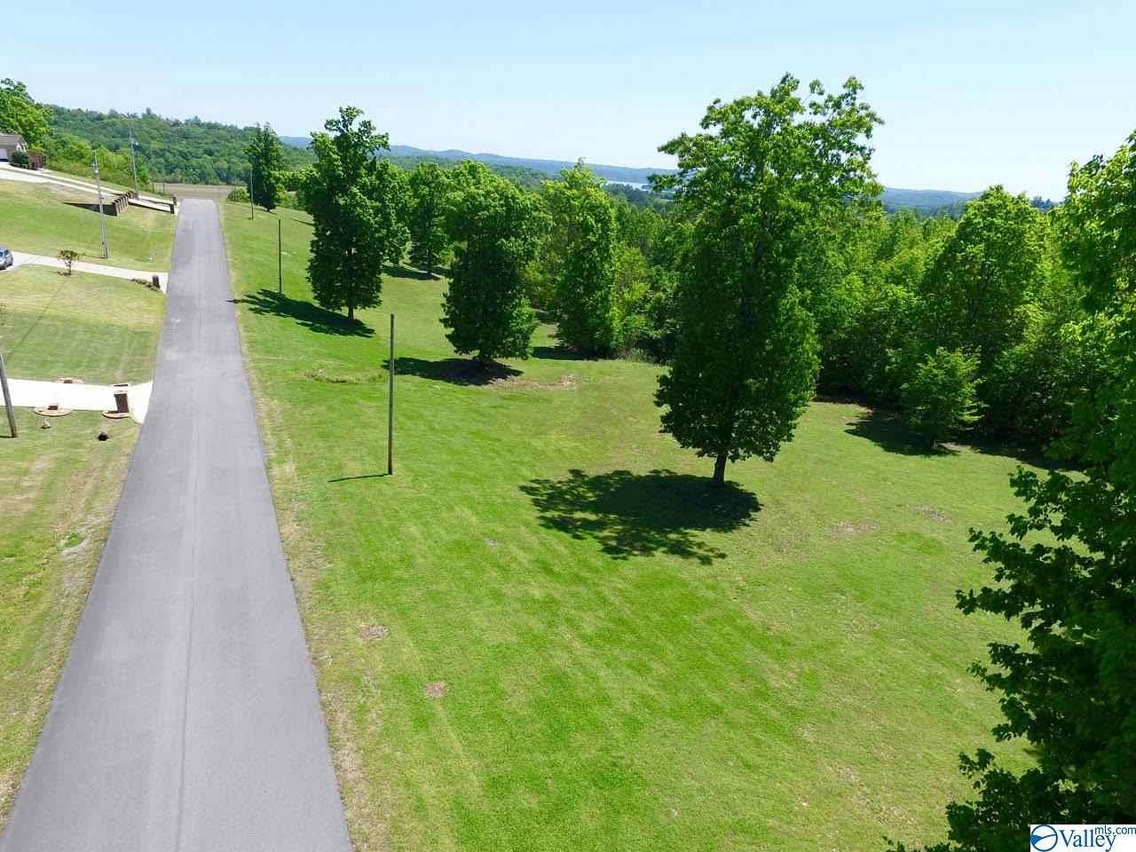 0.36 Acres of Land for Sale in Guntersville, Alabama