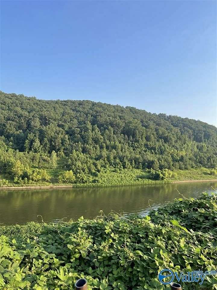 0.36 Acres of Land for Sale in Guntersville, Alabama