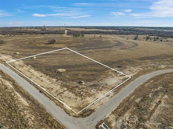 2.3 Acres of Residential Land for Sale in Hillsboro, Texas
