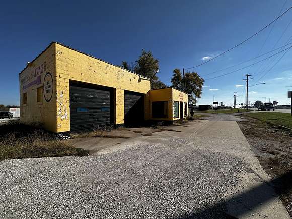 4.9 Acres of Improved Mixed-Use Land for Sale in Springfield, Missouri