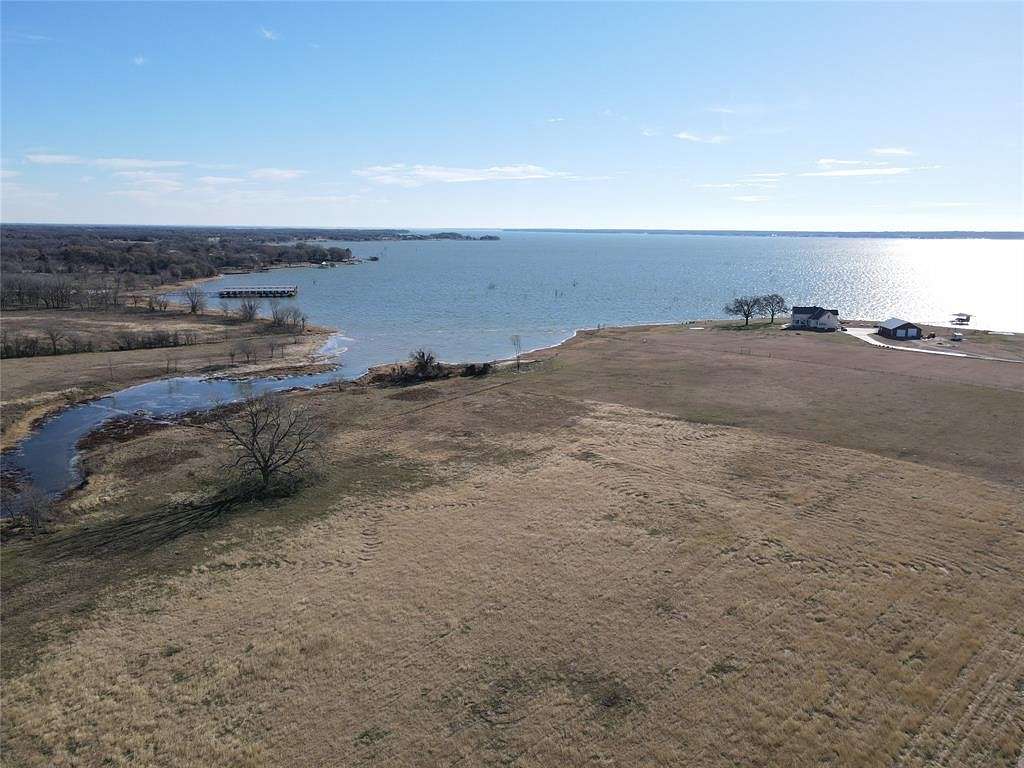 1.6 Acres of Land for Sale in Corsicana, Texas