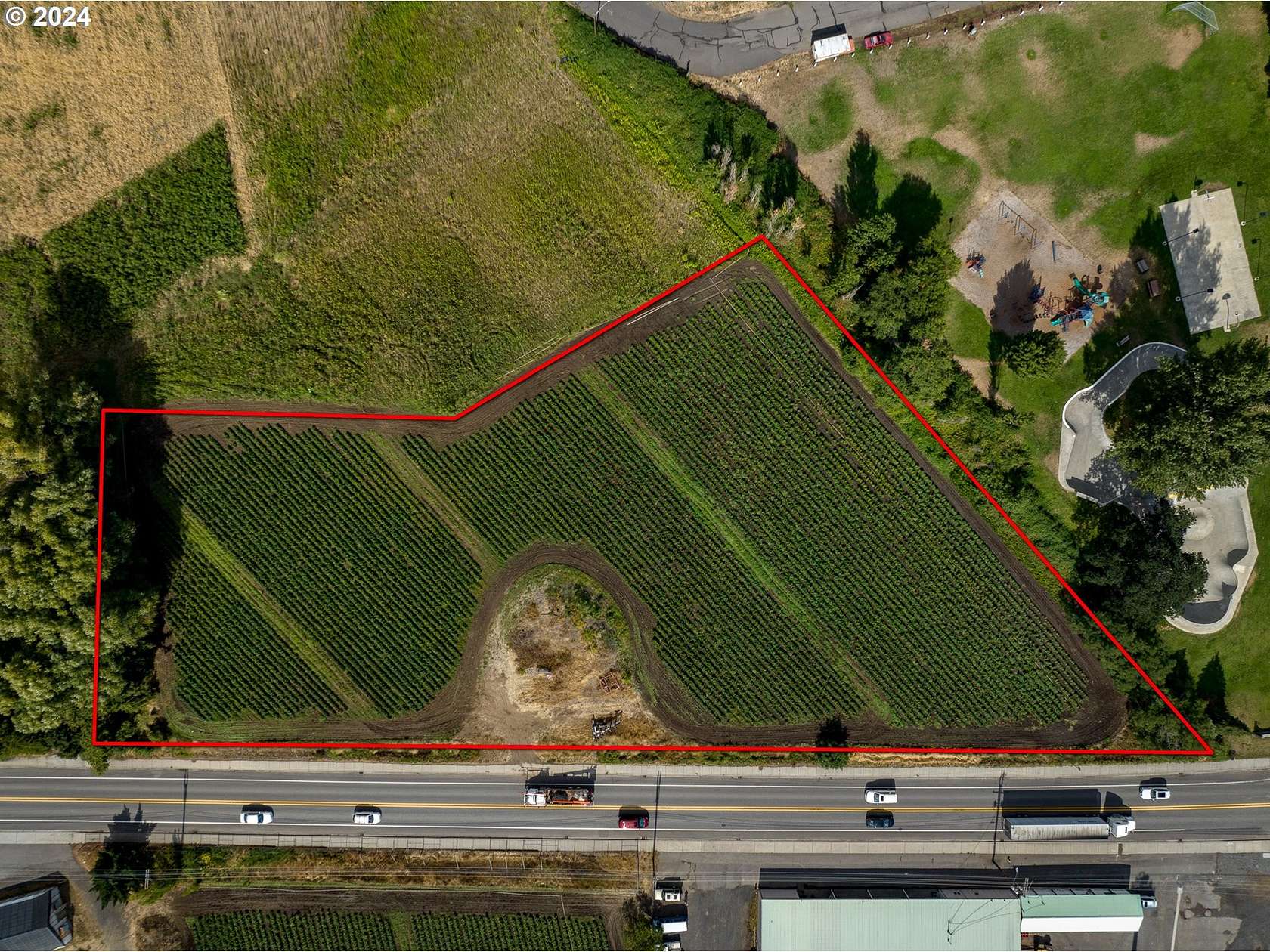 2.3 Acres of Improved Commercial Land for Sale in Bingen, Washington