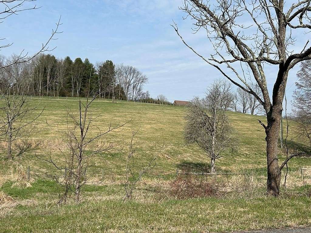 11.821 Acres of Land for Sale in Wytheville, Virginia