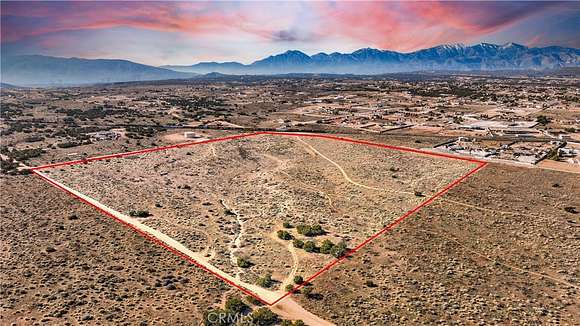 38 Acres of Land for Sale in Oak Hills, California