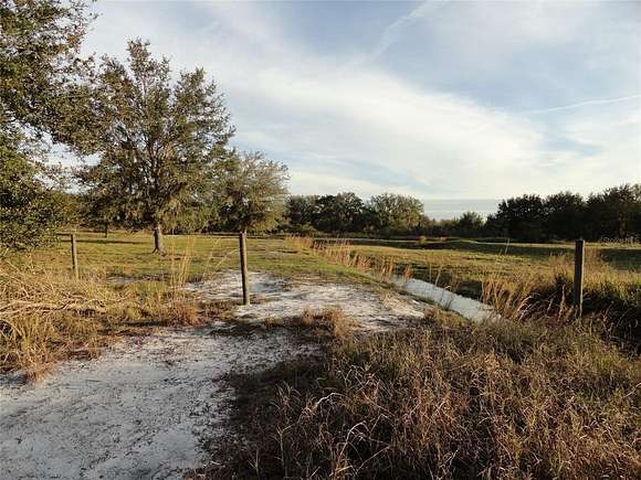 5.1 Acres of Land for Sale in Myakka City, Florida