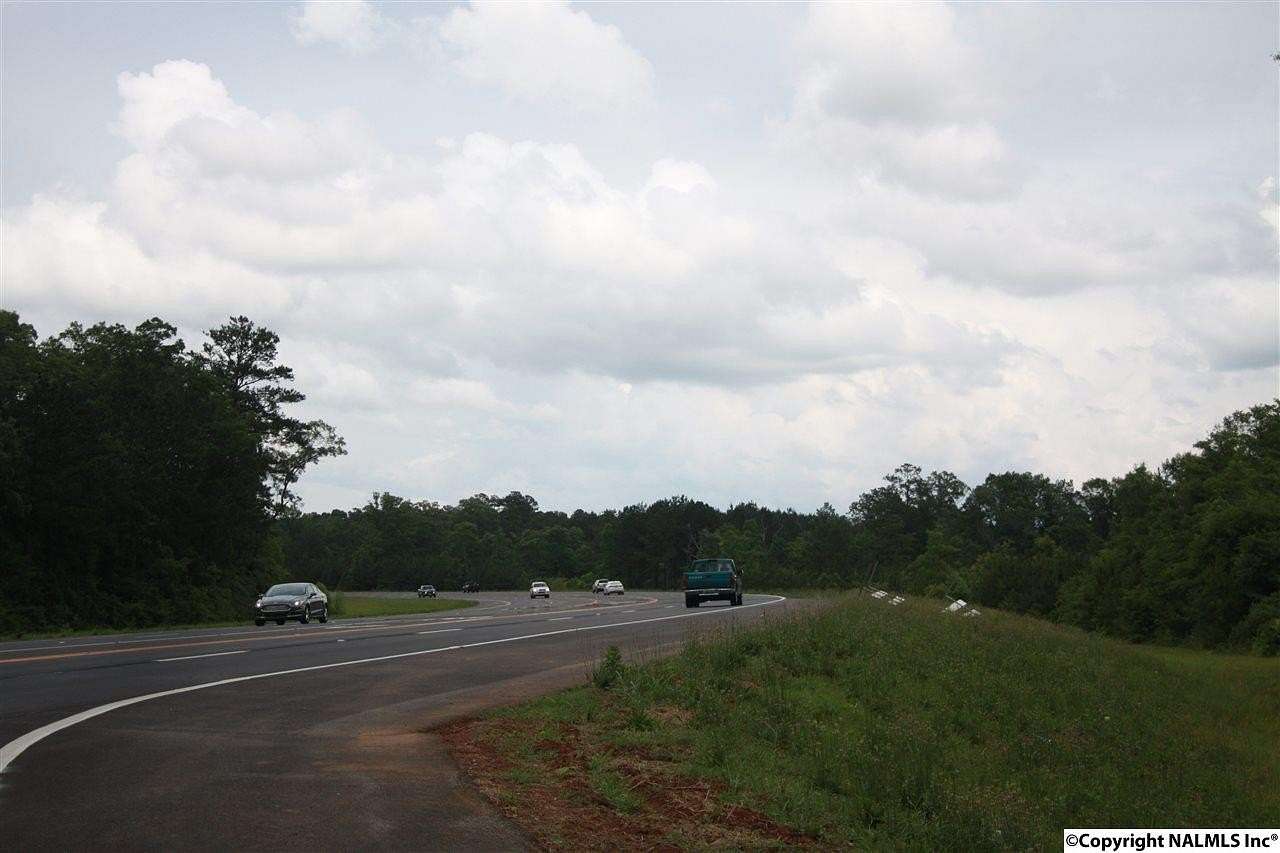 1.4 Acres of Land for Sale in Gadsden, Alabama