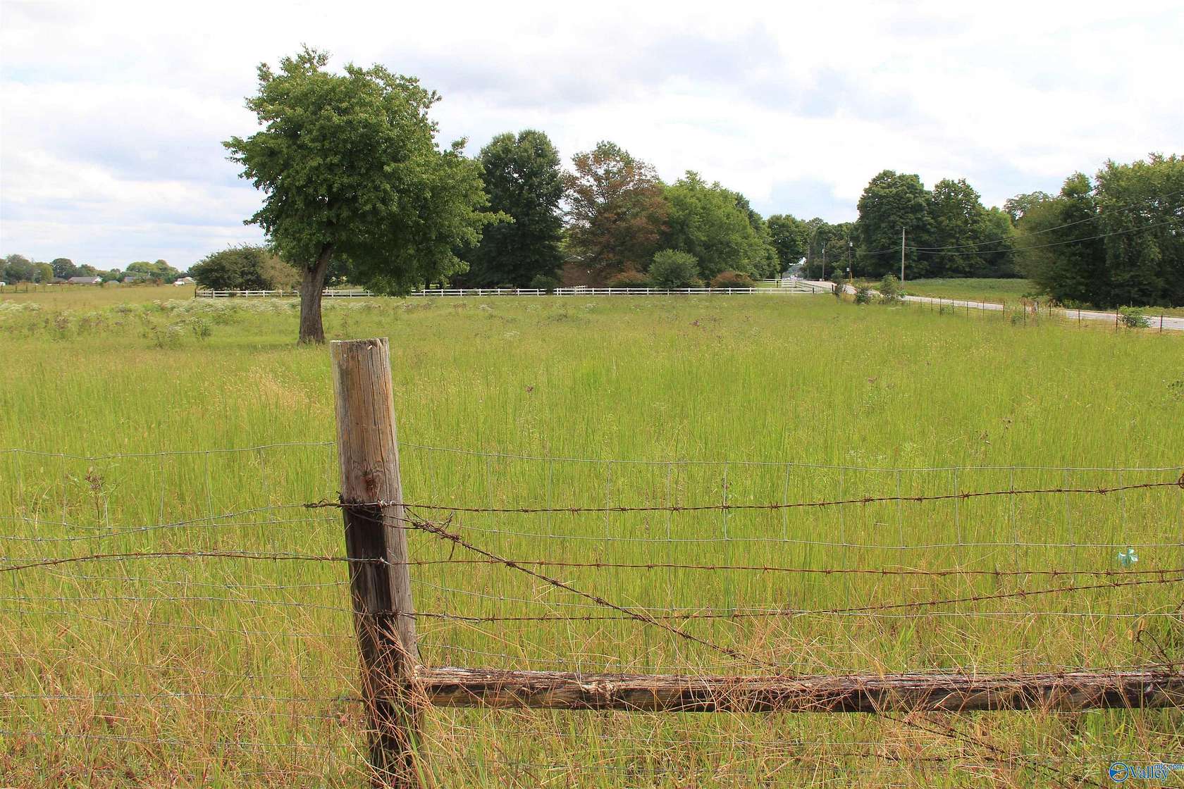 2.5 Acres of Land for Sale in Hazel Green, Alabama