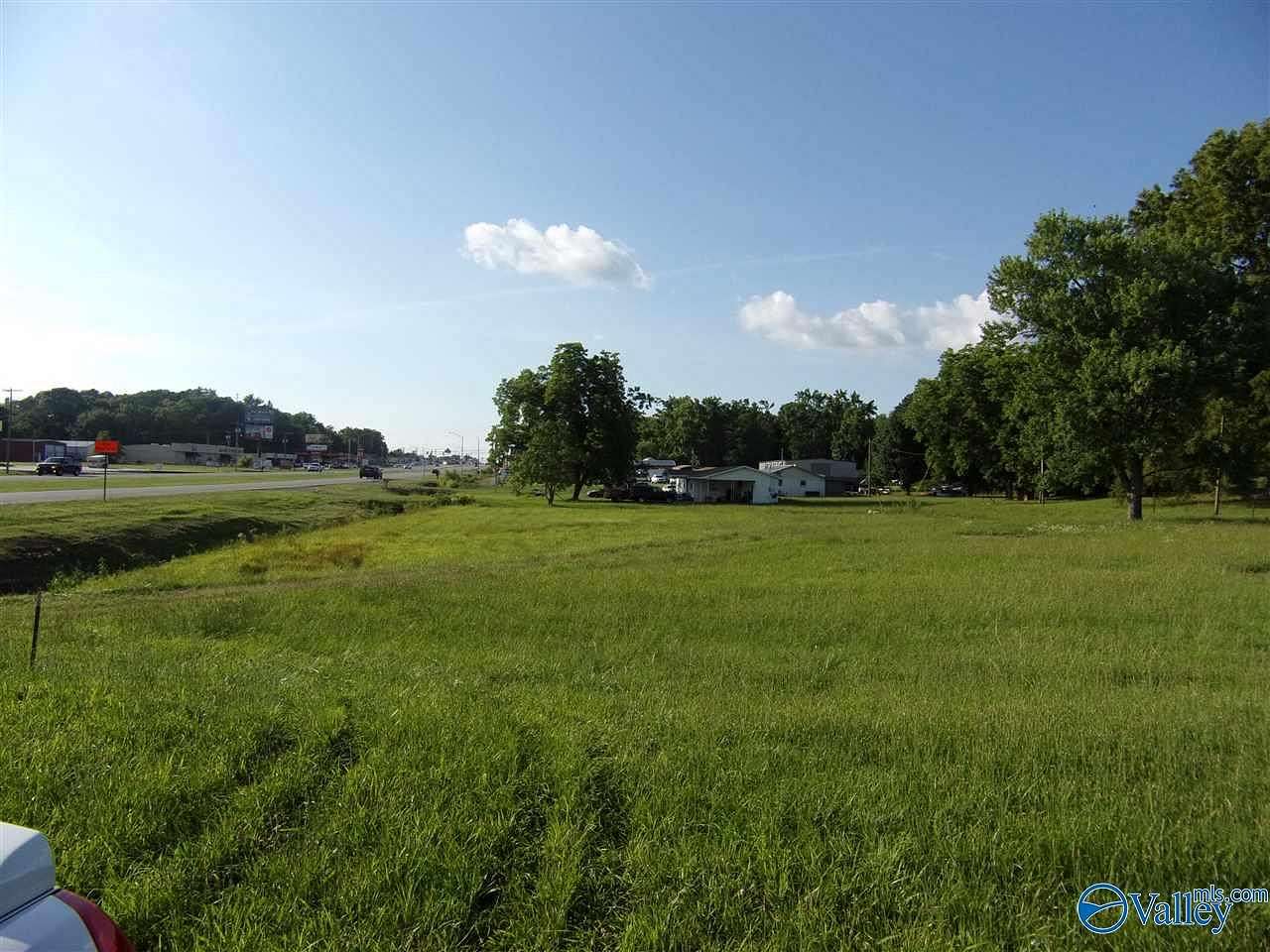 0.86 Acres of Commercial Land for Sale in Boaz, Alabama