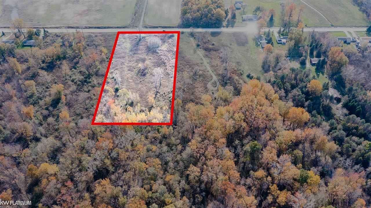 5 Acres of Residential Land for Sale in Fort Gratiot, Michigan