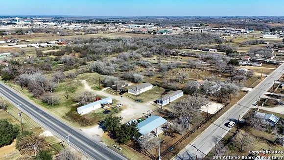3.2 Acres of Improved Mixed-Use Land for Sale in Floresville, Texas