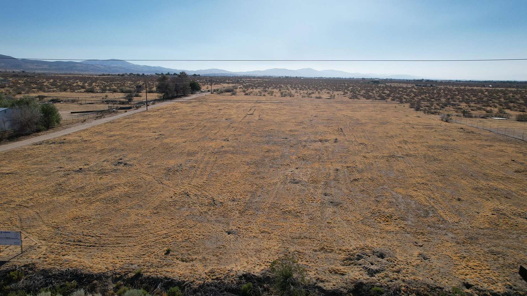 4.62 Acres of Land for Sale in Littlerock, California