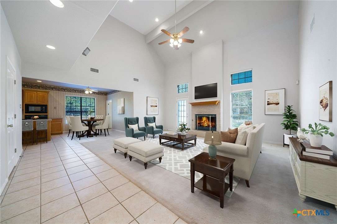 3.58 Acres of Residential Land with Home for Sale in Canyon Lake, Texas