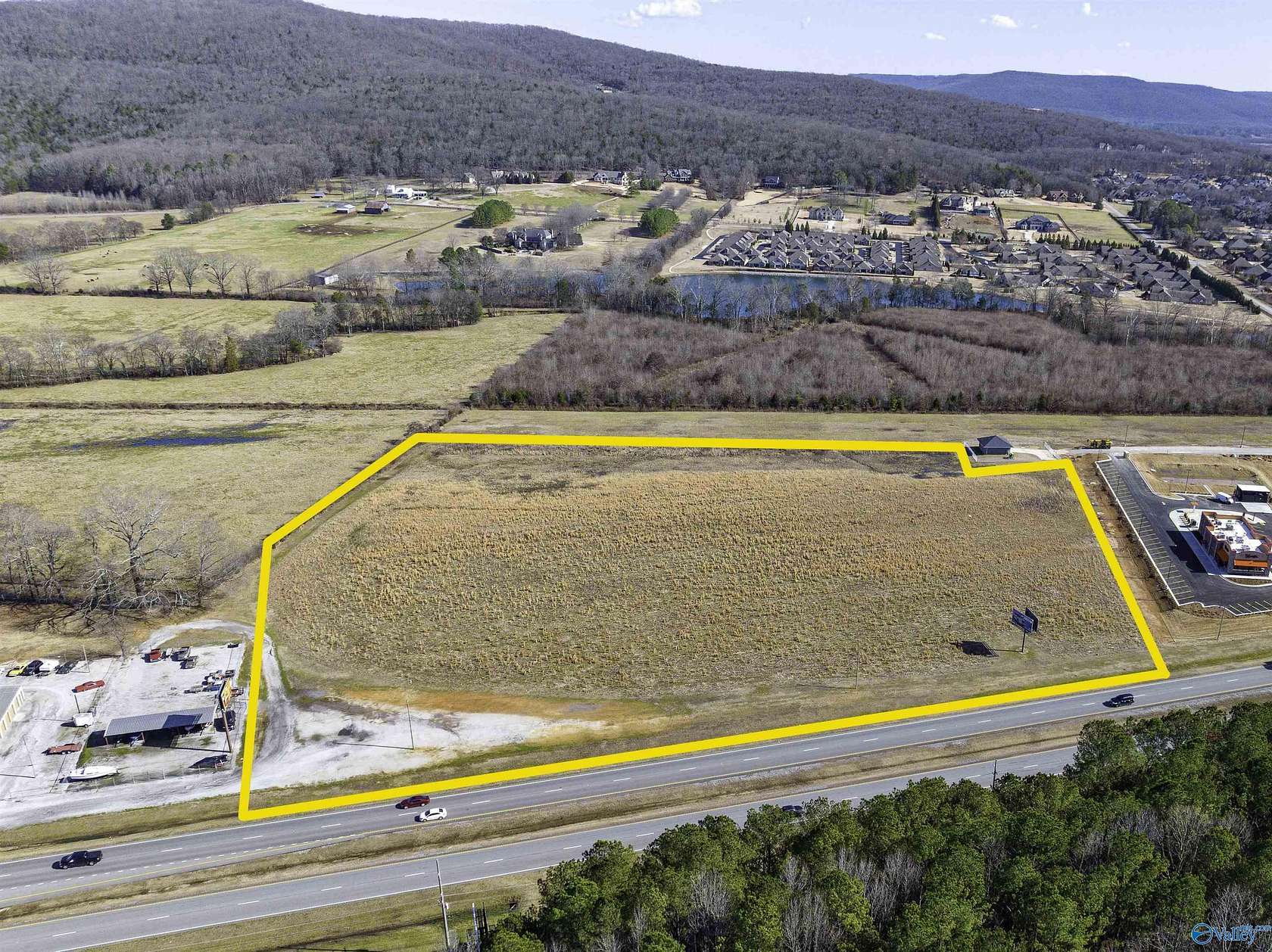 10.35 Acres of Commercial Land for Sale in Huntsville, Alabama