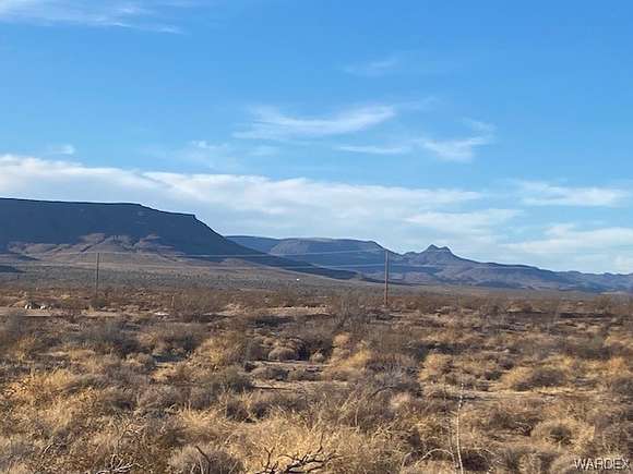 1 Acre of Land for Sale in Yucca, Arizona