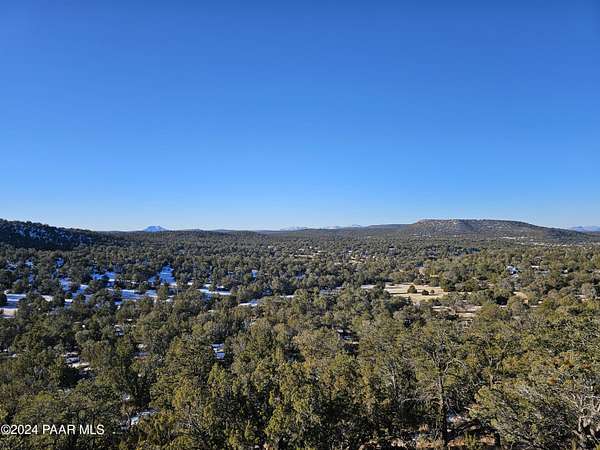 1.2 Acres of Land for Sale in Seligman, Arizona
