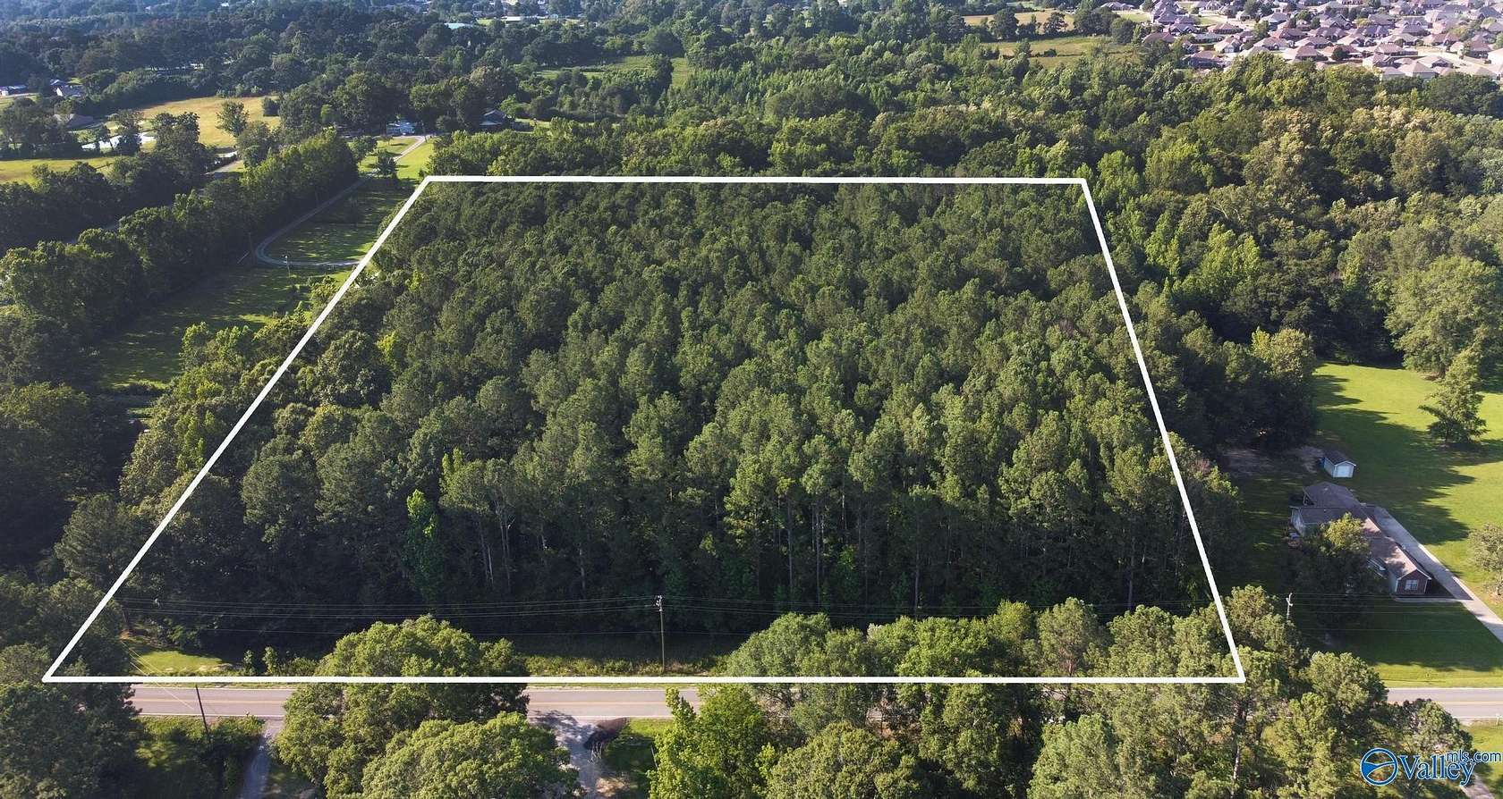 6.8 Acres of Land for Sale in Hartselle, Alabama