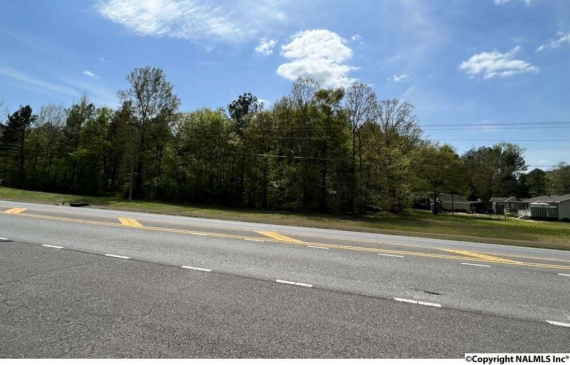 19 Acres of Commercial Land for Sale in Centre, Alabama