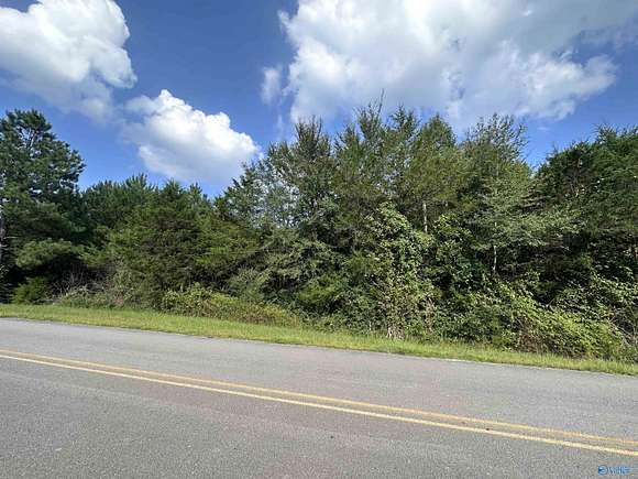 10 Acres of Residential Land for Sale in Hamilton, Alabama